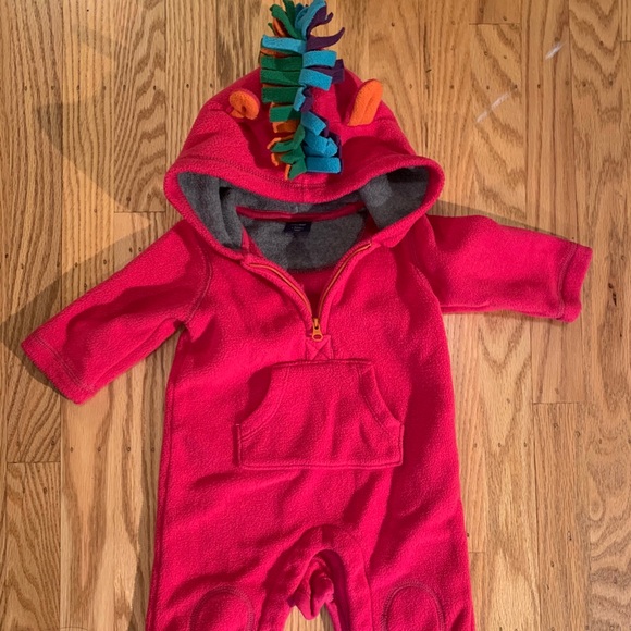 Baby Gap Old Navy Baby Fleece Onesies. - Picture 5 of 10